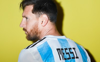 亚投国际动态-B席这脚射门被扑出